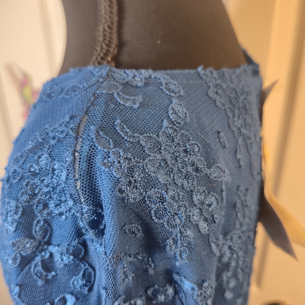 NWT Dialogue Royal Blue Teal Floral Lace Overlay Top Size M – Feminine - Picture 5 of 9